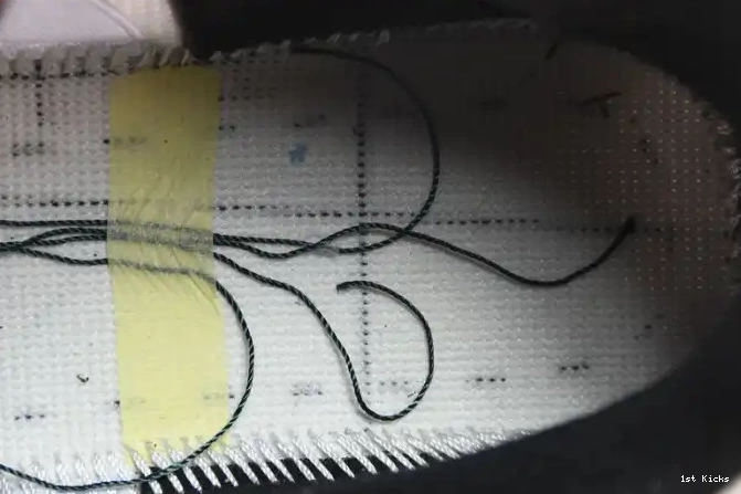 1st Kicks Shoes Duckman Jordan 257-255275 Oregon Retro Ducks 4 0625